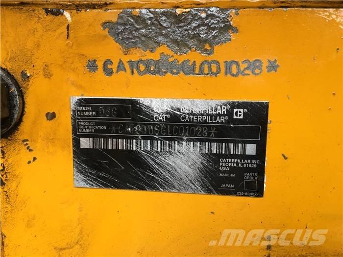 CAT D 6 G بلدوزرات مجنزرة