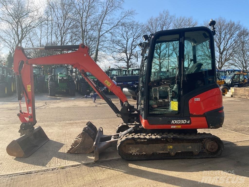 Kubota KX 030-4 حفارات صغيرة أقل من 7 طن (حفارات صغيرة)