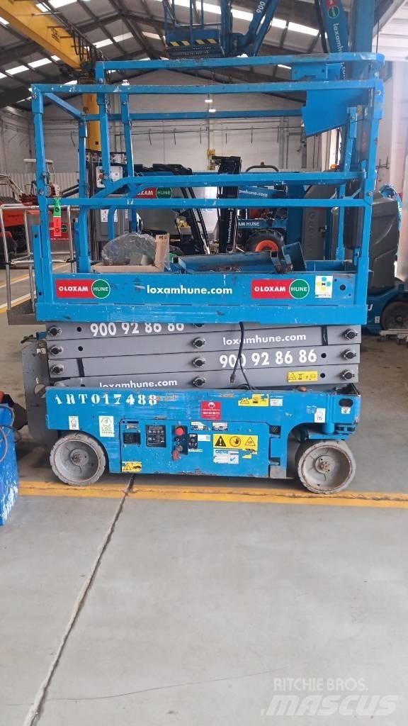 Genie GS 1930 رافعات مقصية الشكل
