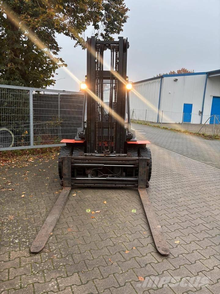 Toyota 7 FD 45 شاحنات الديزل