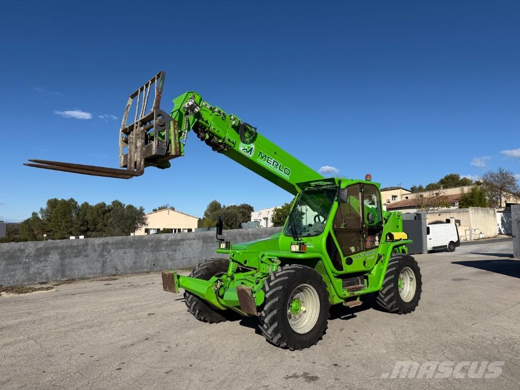 Merlo P 40.17 مناولات متداخلة