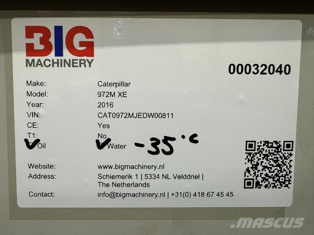 CAT 972M XE لوادر بعجل