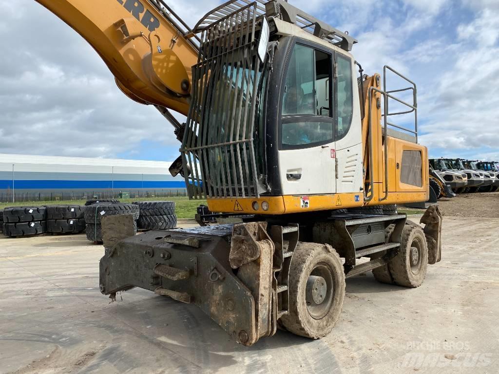 Liebherr LH 30 M مناولات المخلفات / مناولات صناعية