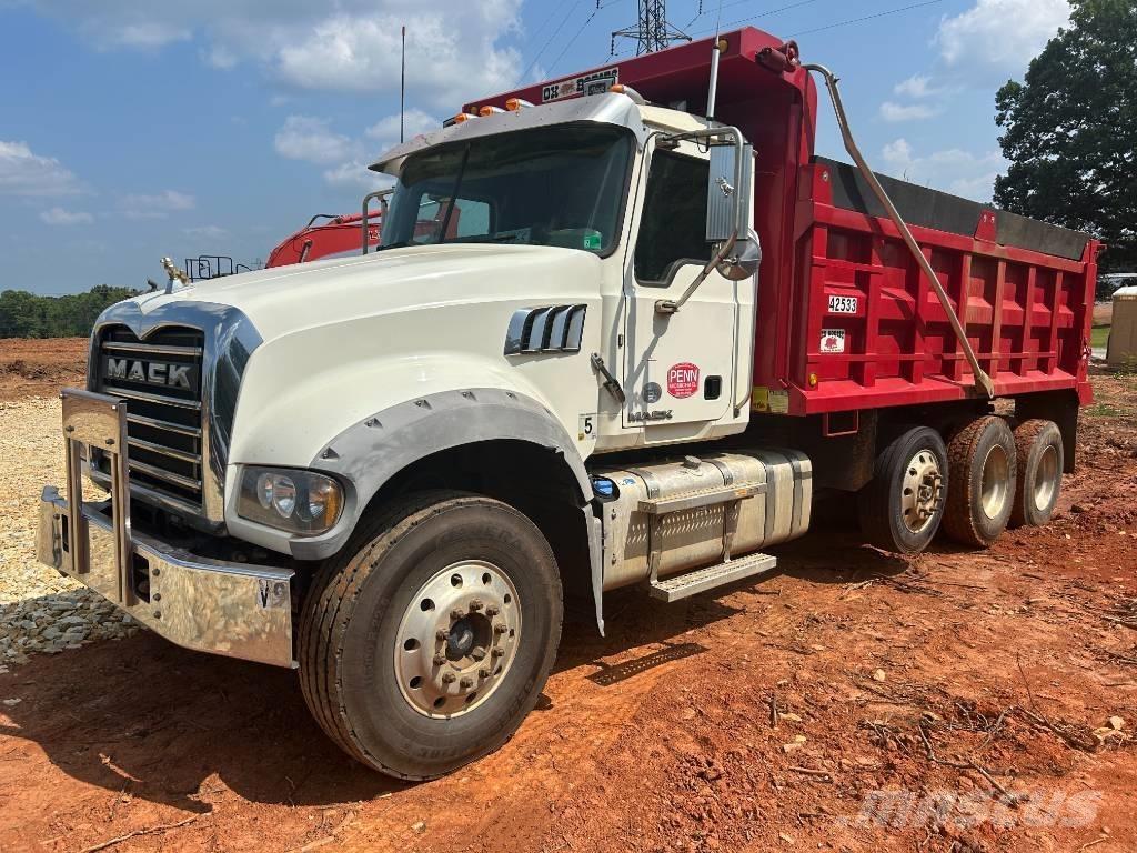 Mack Granite GU 713 شاحنات قلابة