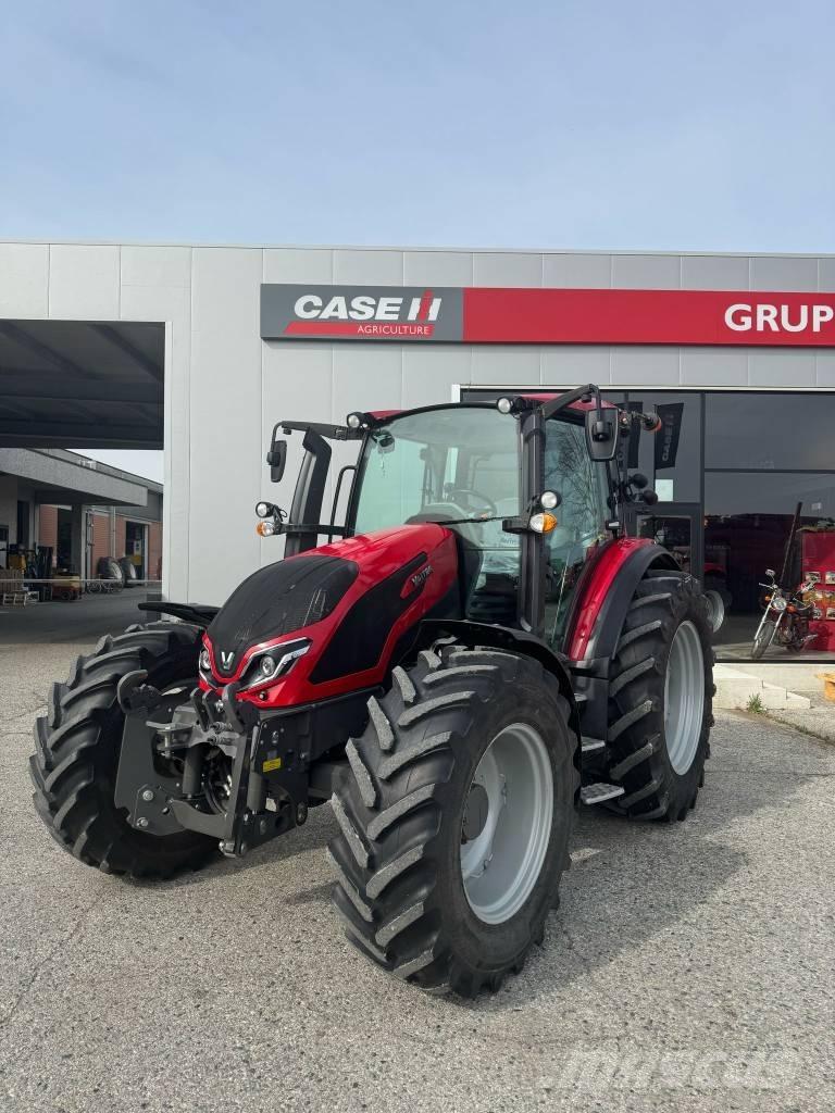 Valtra G 115 الجرارات
