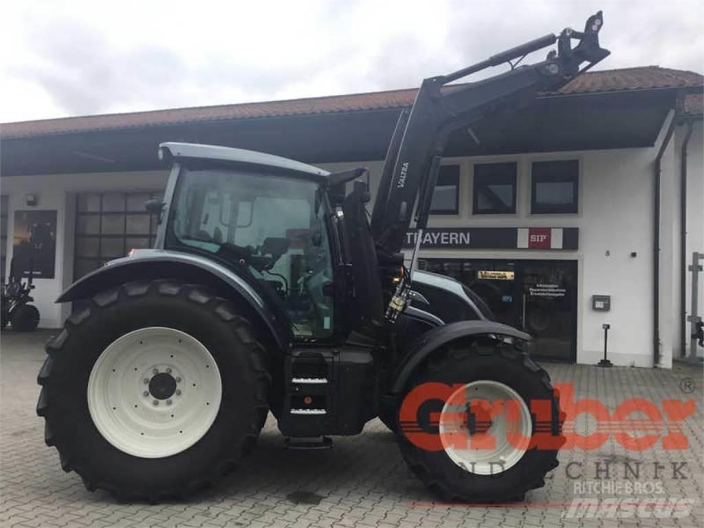 Valtra N 175 D الجرارات