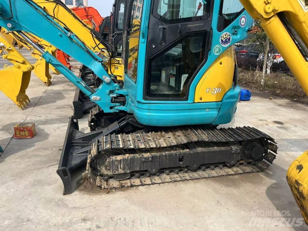 Kubota U 30 حفارات زحافة