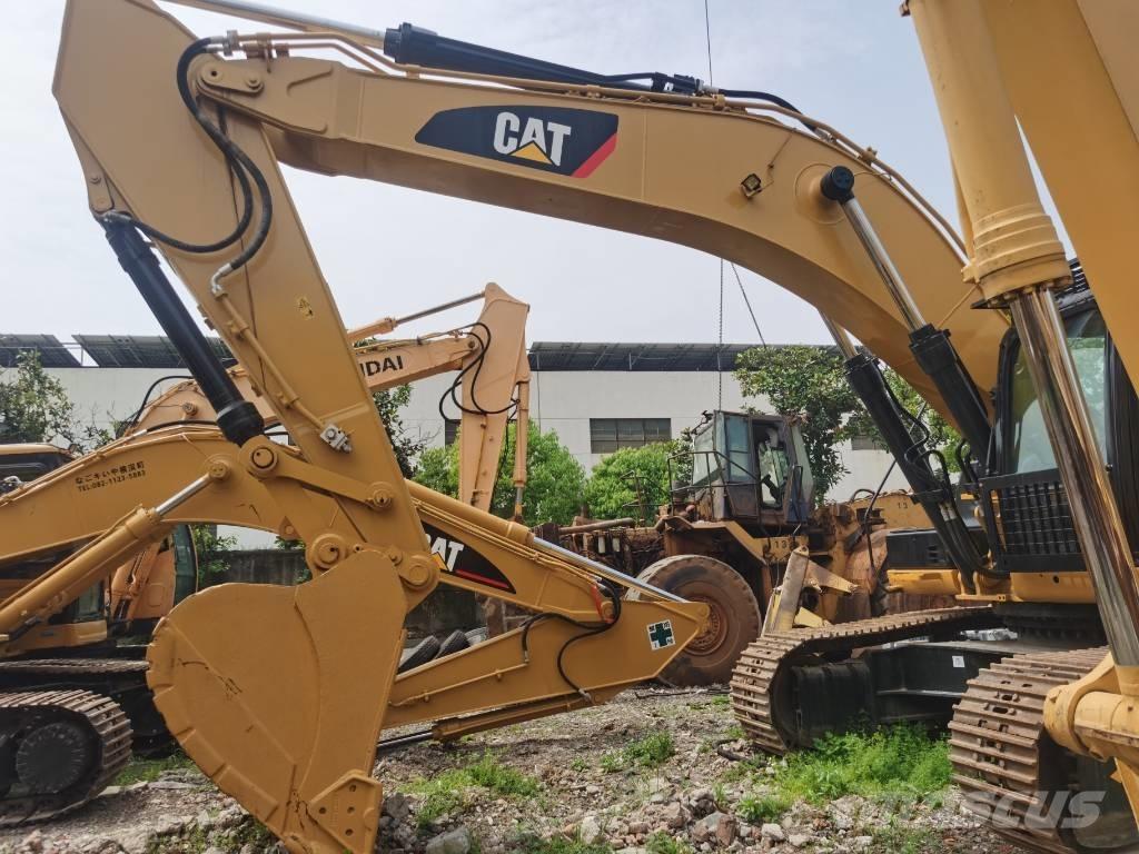 CAT 336 D2L حفارات زحافة
