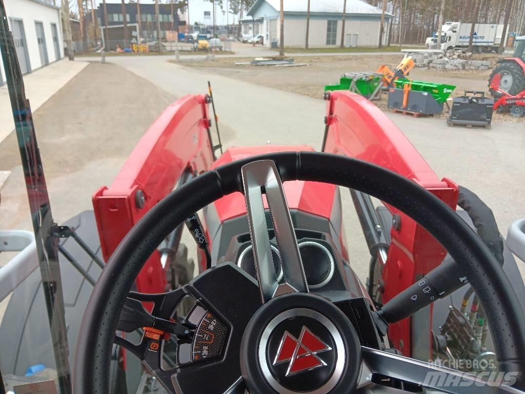 Massey Ferguson 8 S الجرارات