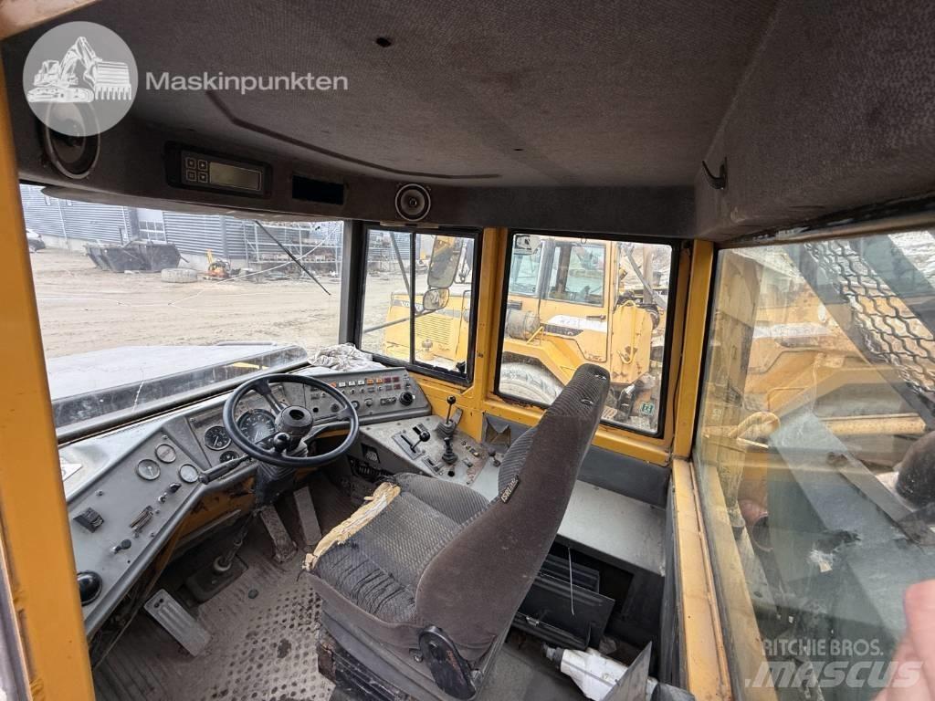 Volvo A 25 C ساحبات مفصلية