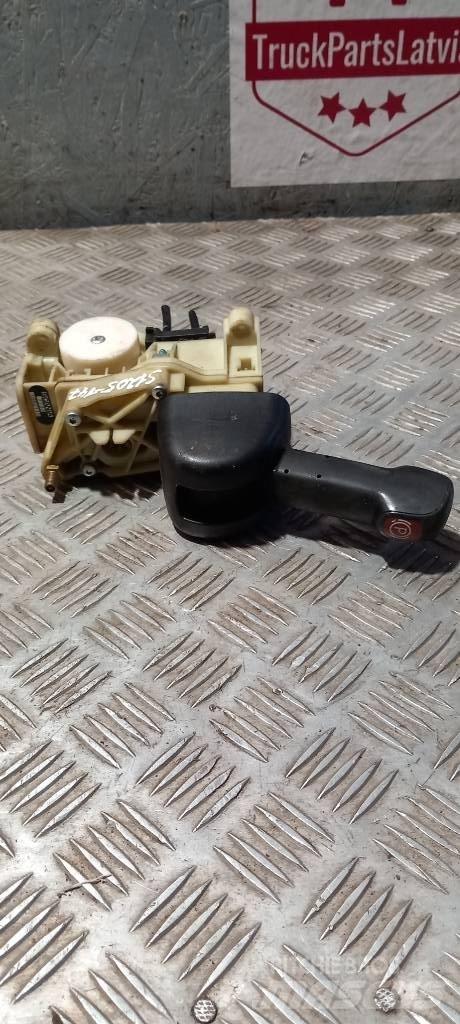 Scania R 440.   1882115 مكابح