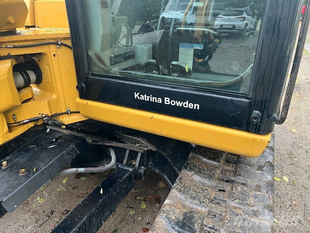 CAT 308 E 2 CR حفارات وسط 7 طن - 12 طن
