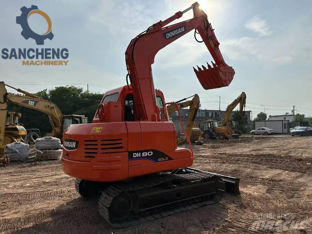 Doosan DH 80 حفارات زحافة