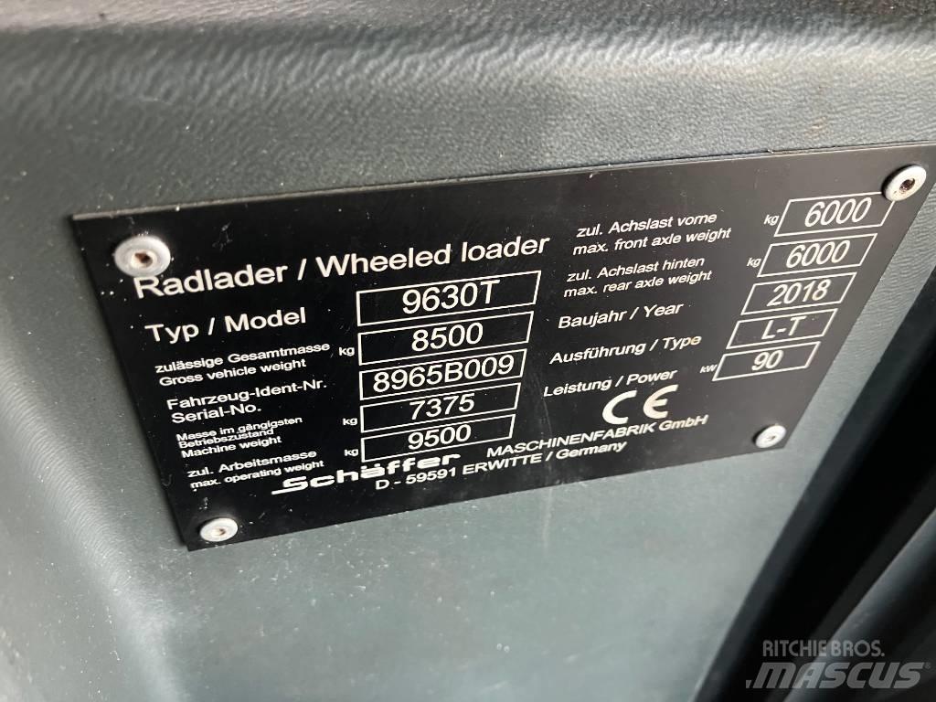 Schäffer 9630T معدات مناولة لأغراض الزراعة
