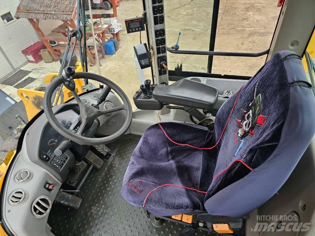 Volvo L 110 G لوادر بعجل