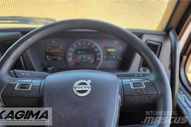 Volvo FMX 440 شاحنات أخرى