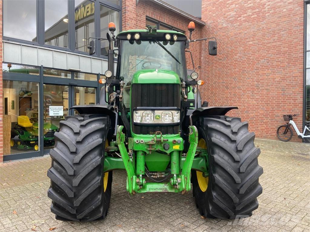 John Deere 7430 الجرارات