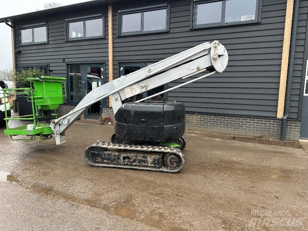 Hitachi HX 64 B رافعات سلة تلسكوبية