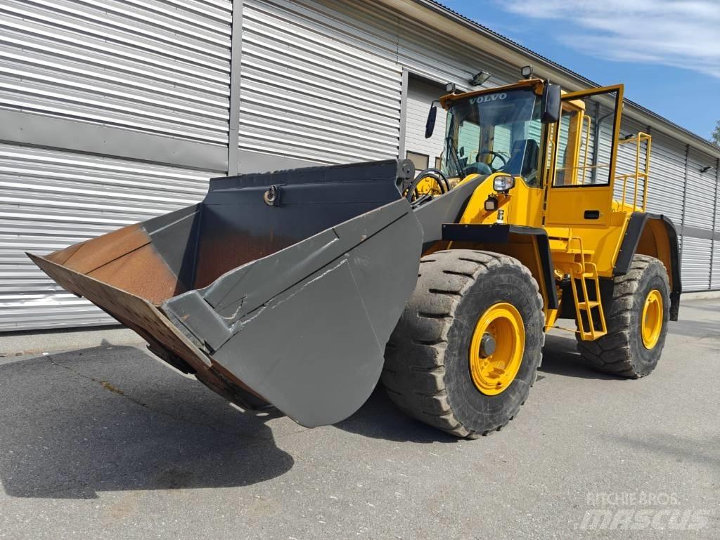 Volvo L 180 E لوادر بعجل