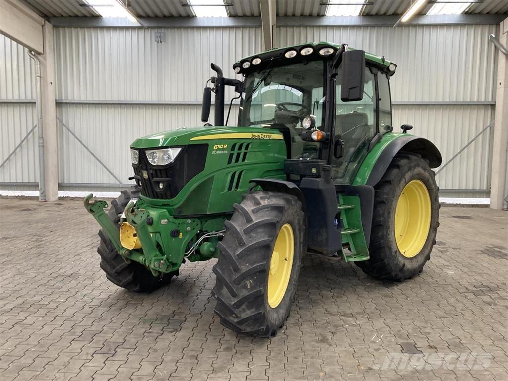 John Deere 6110R الجرارات