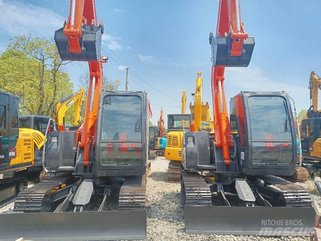 Hitachi ZX 70 حفارات زحافة