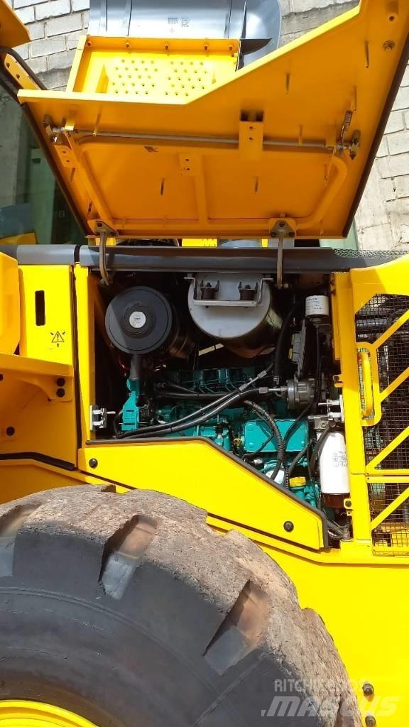 Volvo L 90 F لوادر بعجل
