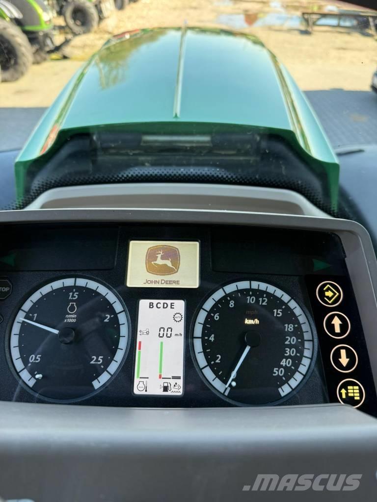 John Deere 6175 M الجرارات