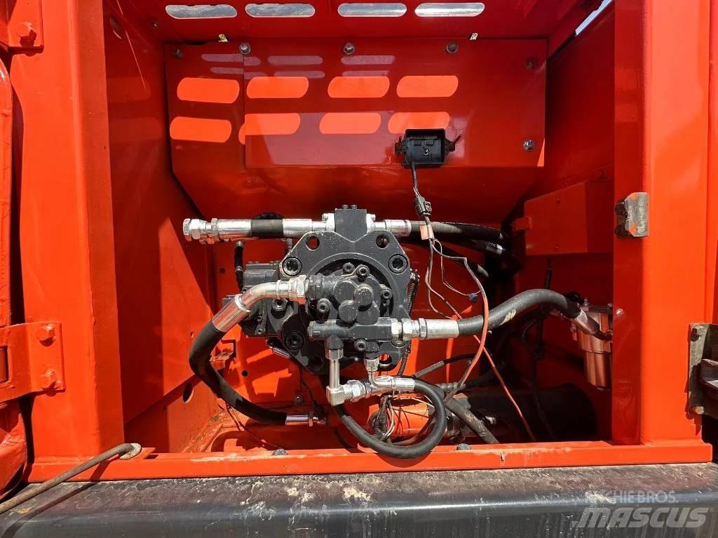 Doosan DX 225 LC-9 حفارات زحافة