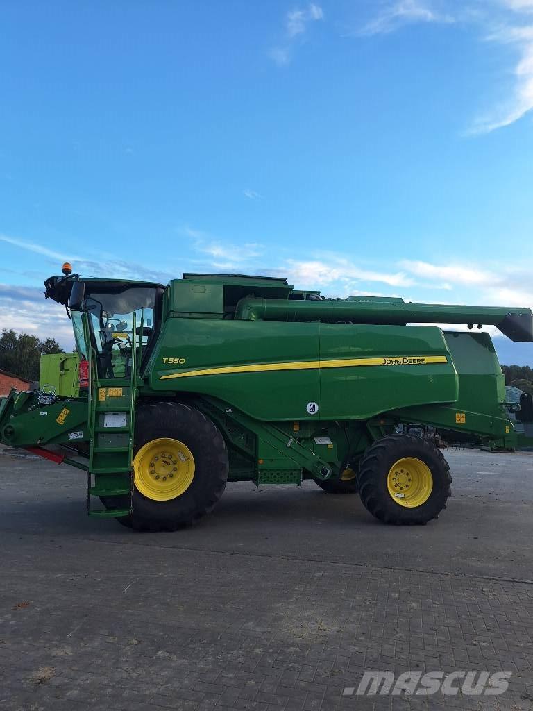 John Deere T 550 حصادات