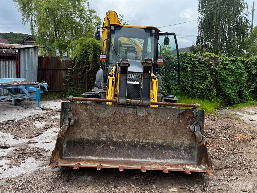 Komatsu WB93R-8 أخرى