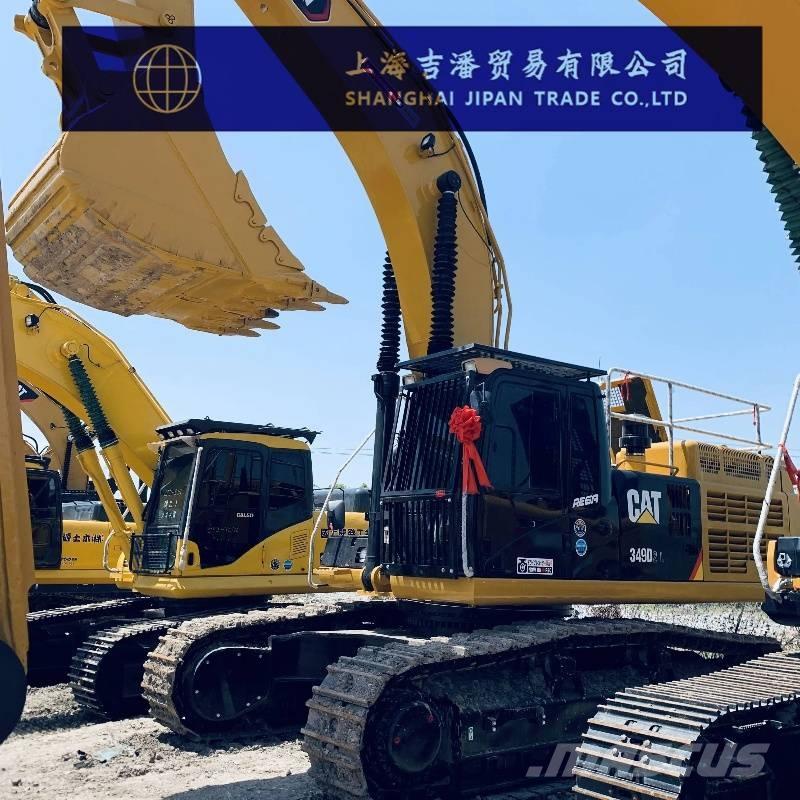 CAT 349 D حفارات زحافة