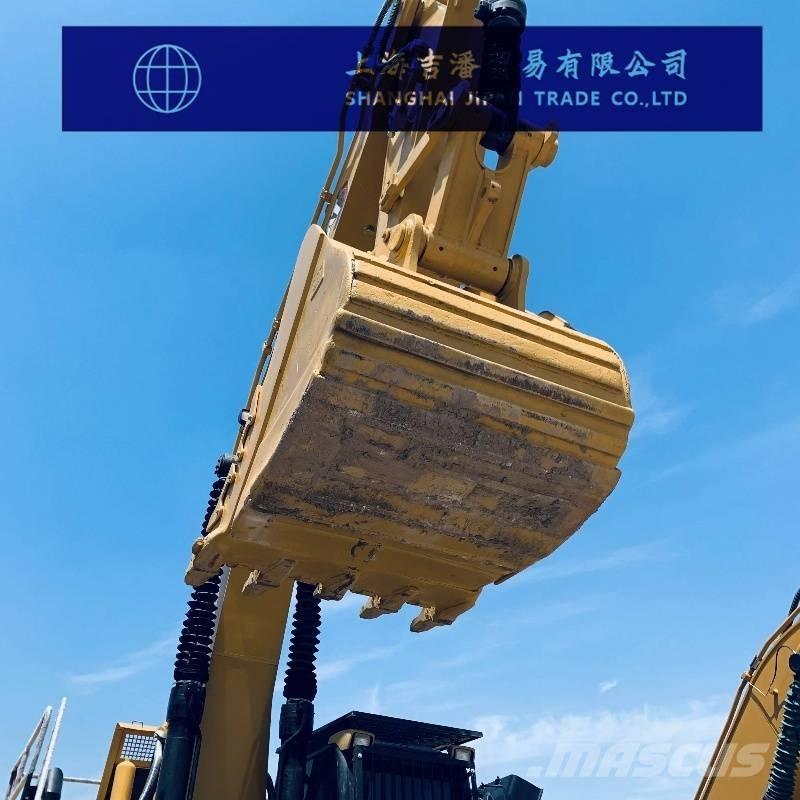 CAT 349 D حفارات زحافة