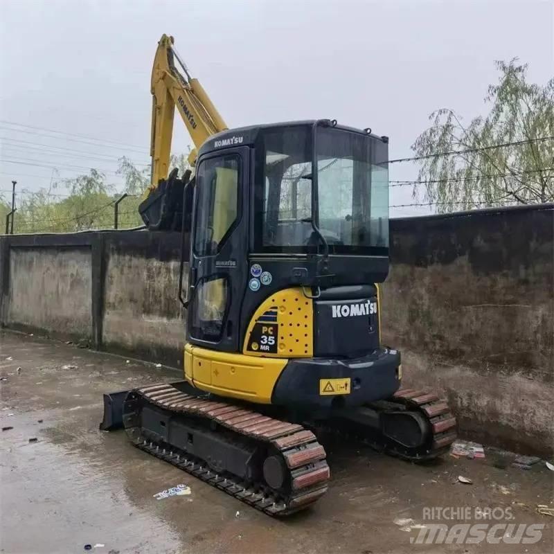Komatsu PC 35 حفارات صغيرة أقل من 7 طن (حفارات صغيرة)