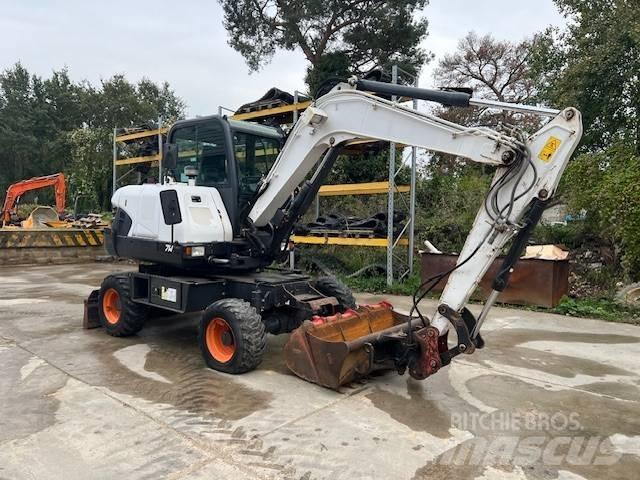 Bobcat E 57 W حفارات بعجل