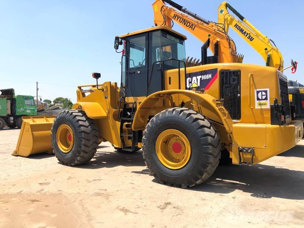CAT 966H لوادر بعجل