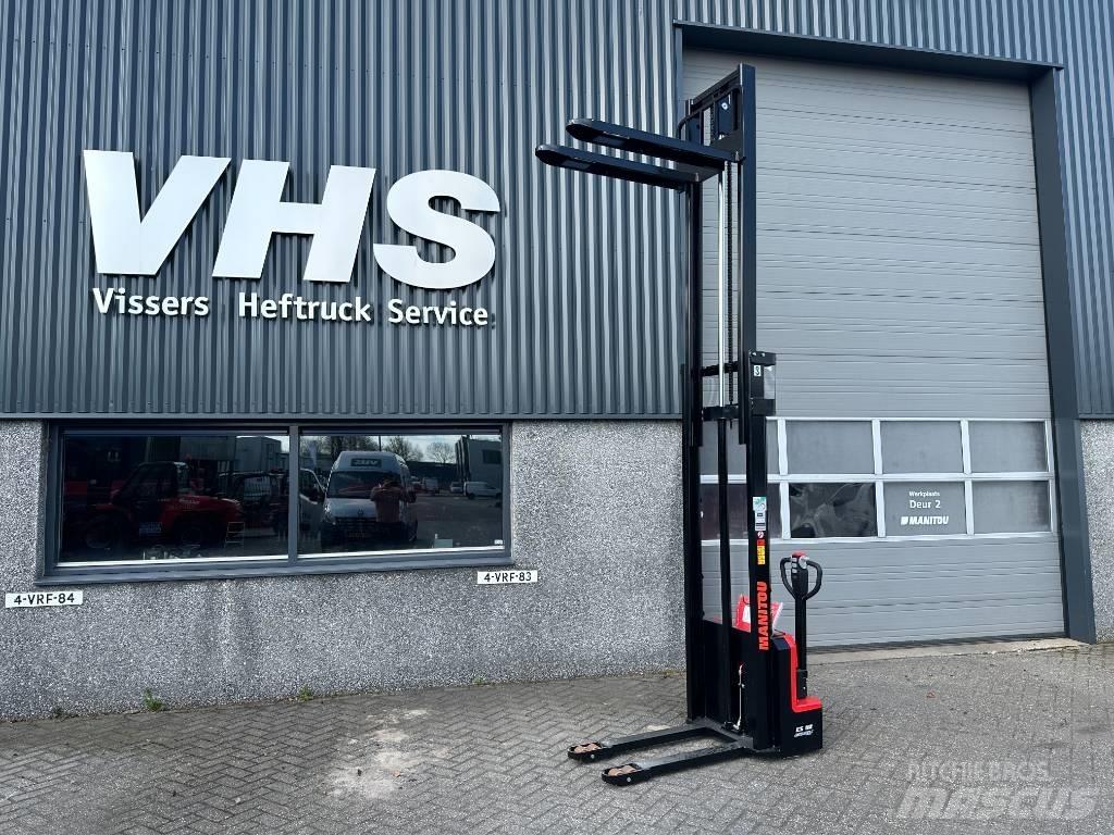 Manitou ES 112 Easy معدات التكديس الجوالة