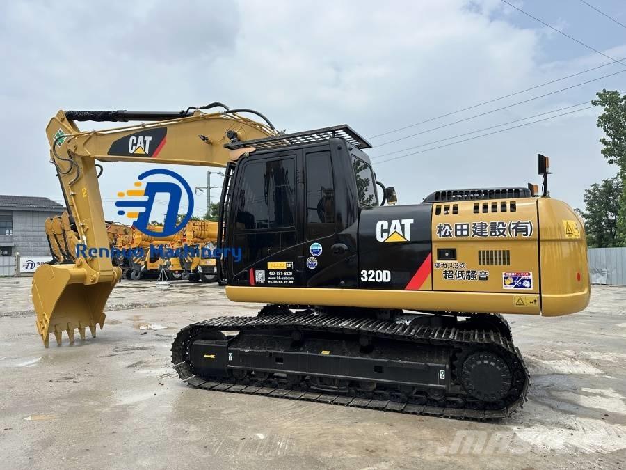 CAT 320 D حفارات زحافة