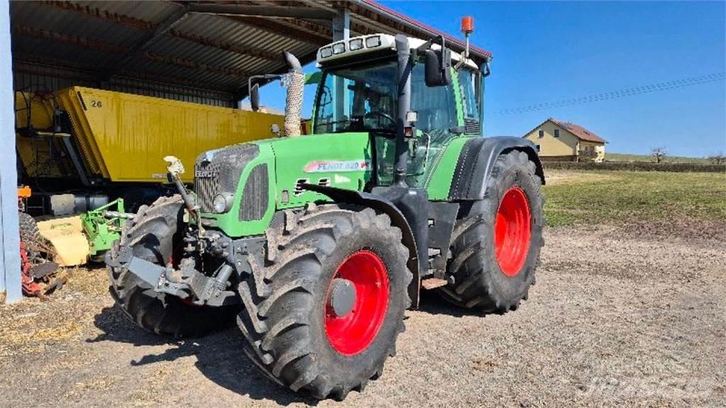 Fendt Vario 820 الجرارات