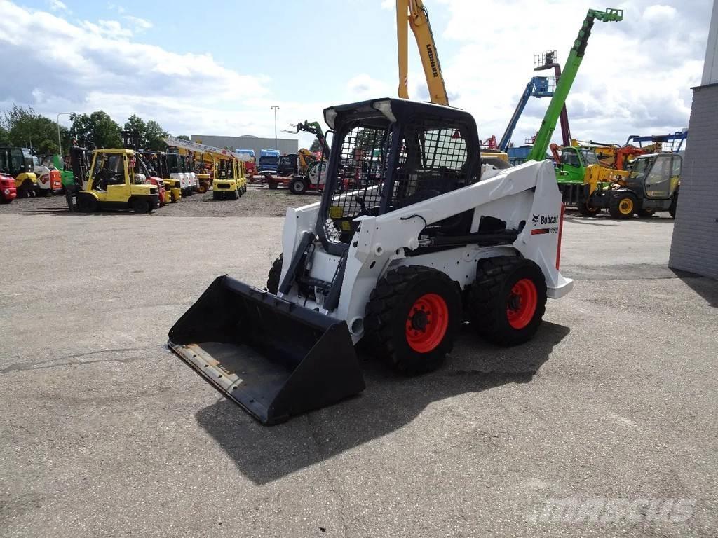 Bobcat S630 لوادر انزلاقية التوجيه