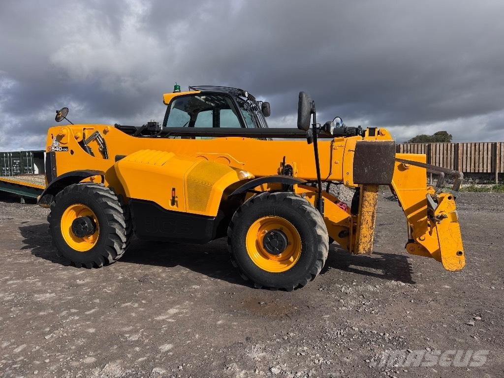JCB 540-170 مناولات متداخلة