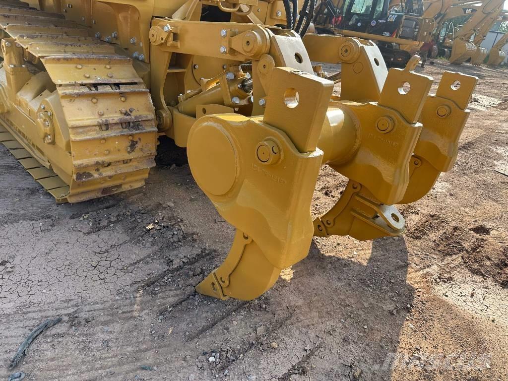 CAT D7G بلدوزرات مجنزرة