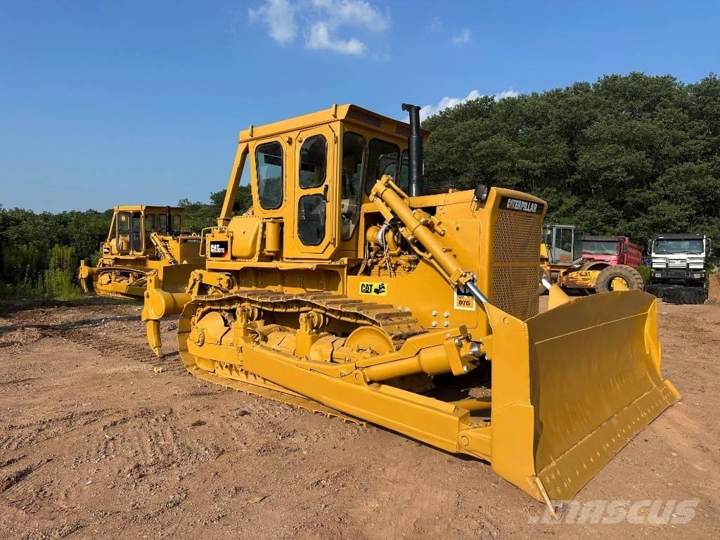 CAT D7G بلدوزرات مجنزرة