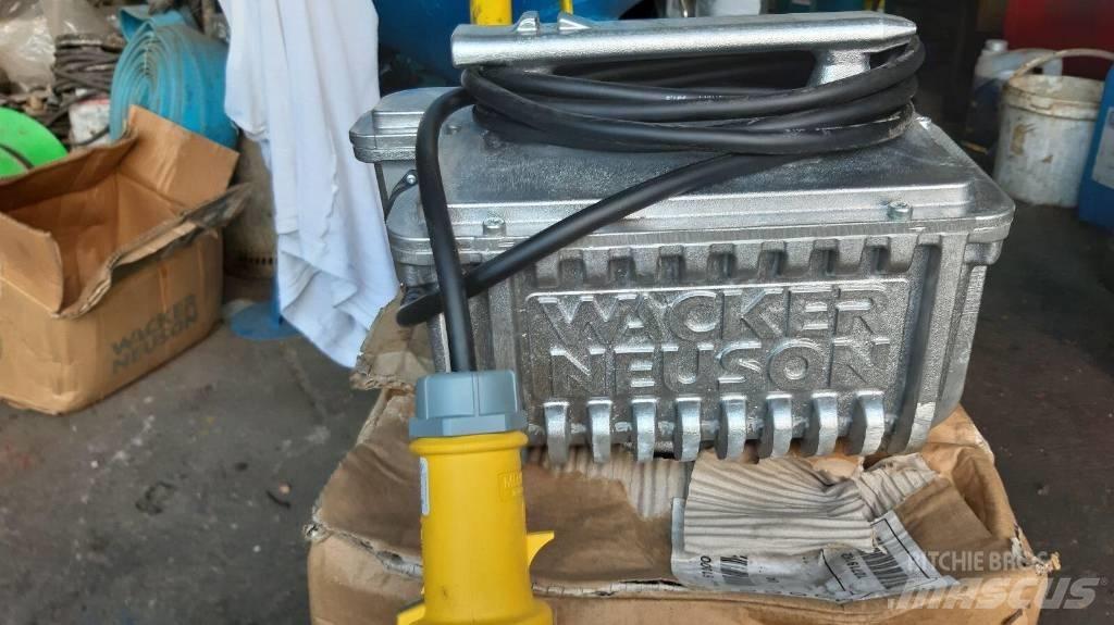 Wacker Neuson 110 V أخرى