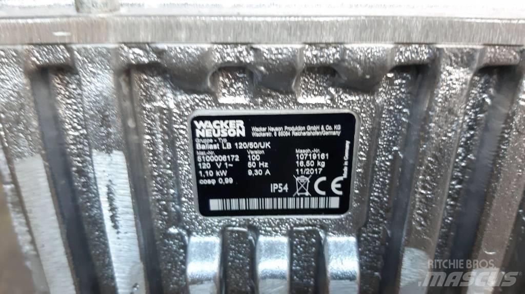 Wacker Neuson 110 V أخرى