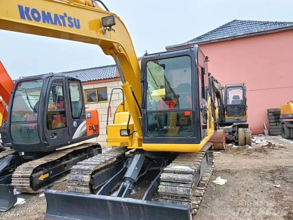Komatsu PC 70-8 حفارات زحافة