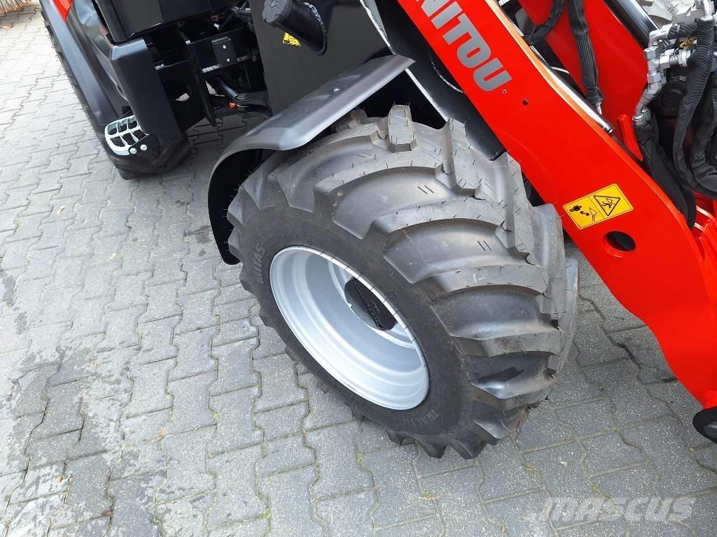 Manitou MLA 5-50 H لوادر صغيرة
