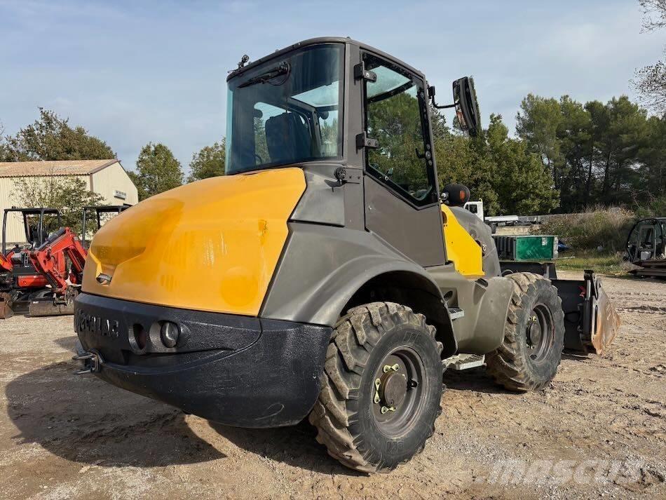 Mecalac AS 700 لوادر بعجل