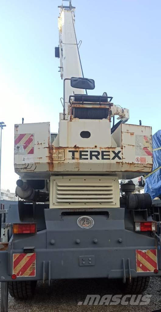 Terex A 450 رافعات الطرق الوعرة