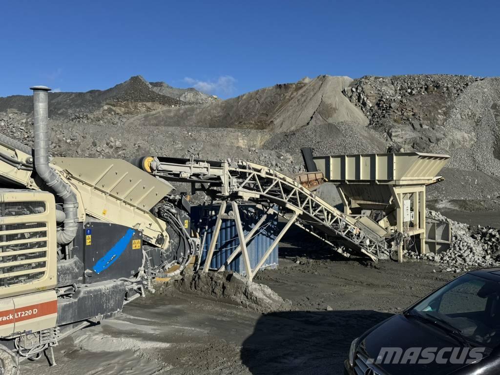 Metso LT 220 D الكسارات المتنقلة
