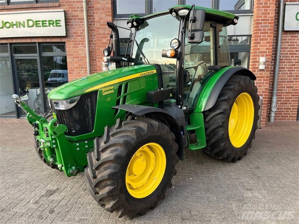 John Deere 5120M الجرارات